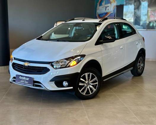 CHEVROLET ONIX 1.4 MPFI ACTIV 8V FLEX 4P AUTOMÁTICO